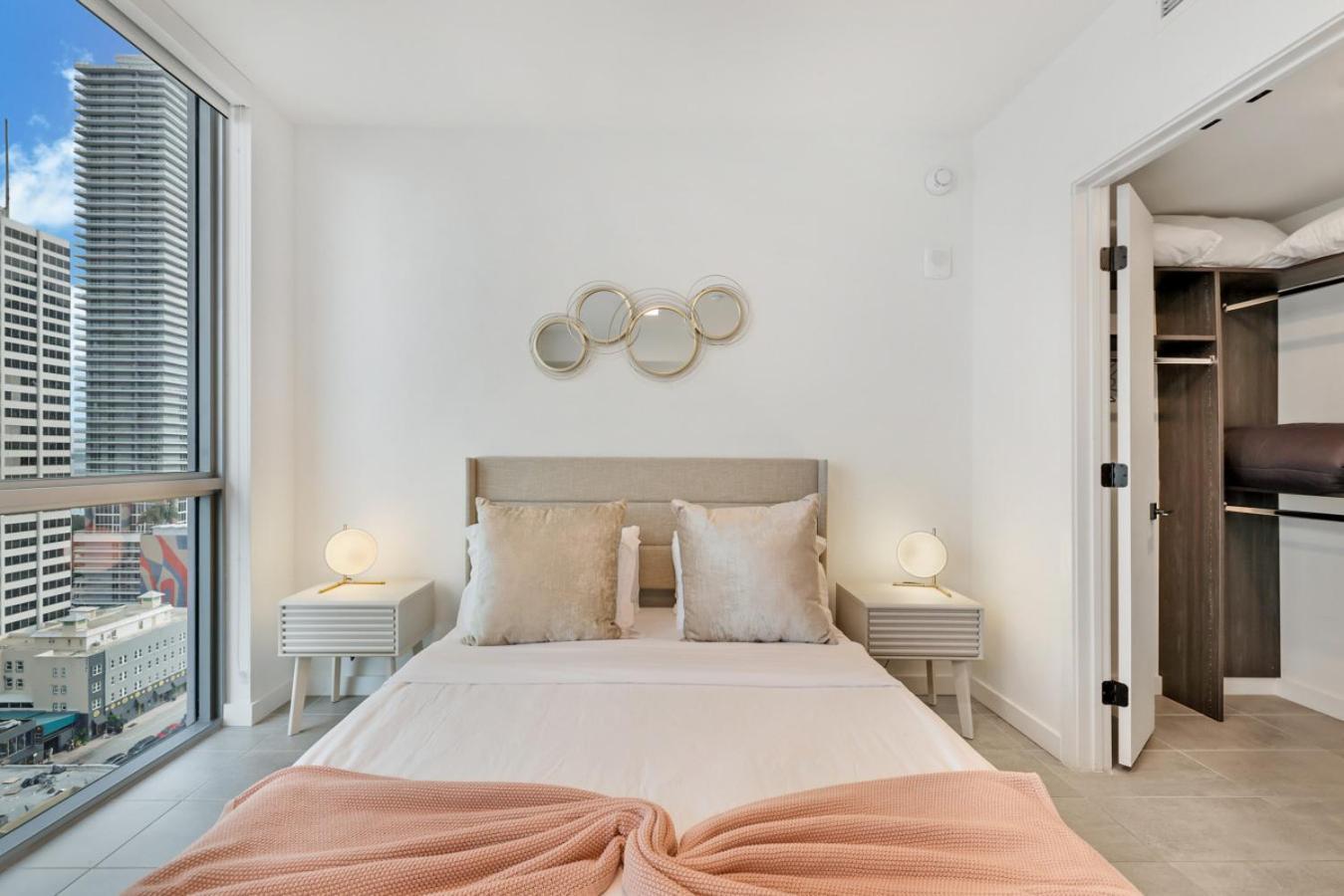 Designer Downtown With Rooftop Pool And Gym Apartamento *