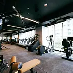 Designer Studio Downtown Miami With Rooftop Pool And Gym